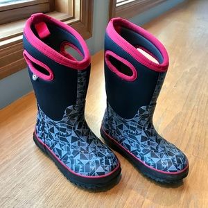 Bogs Insulated Rain Boots (Red Maze)